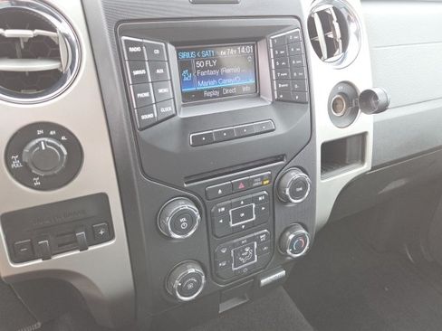 Used 2014 Ford F150 XLT w/ Equipment Group 302A Luxury AWD/4WD image 17