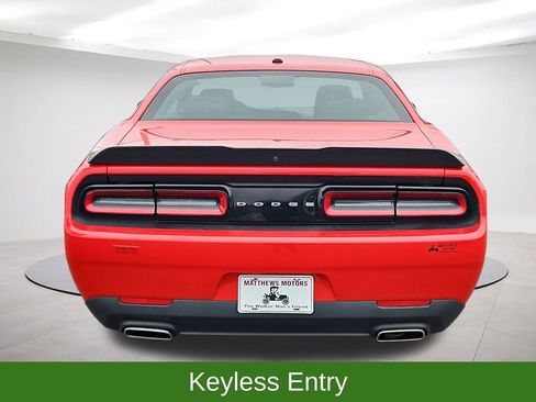 Used 2023 Dodge Challenger SXT image 6