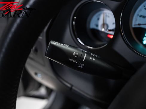 Used 2011 Dodge Challenger SRT8 image 34