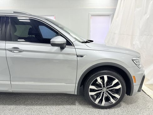 Used 2020 Volkswagen Tiguan SEL Premium R-Line image 8