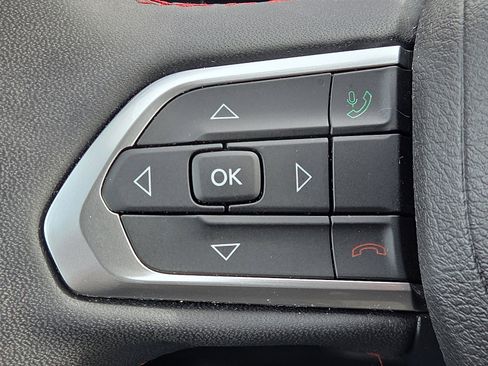 Used 2022 Jeep Compass Trailhawk image 20