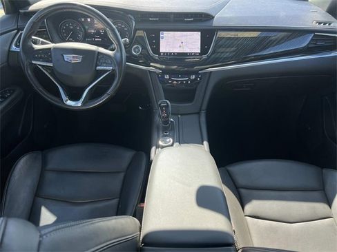 Certified 2023 Cadillac XT6 Premium Luxury w/ Technology Package image 3