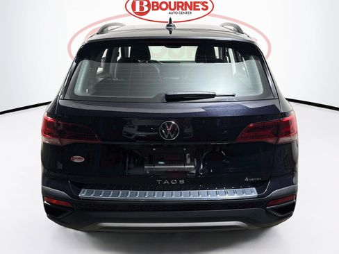 Used 2023 Volkswagen Taos S w/ Driver Assistance Package AWD/4WD image 9