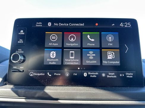 Used 2025 Honda Pilot Black Edition image 23