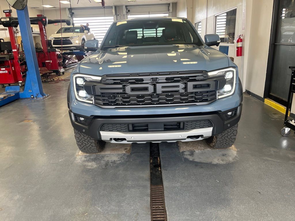 Used 2025 Ford Ranger Raptor AWD/4WD image 12