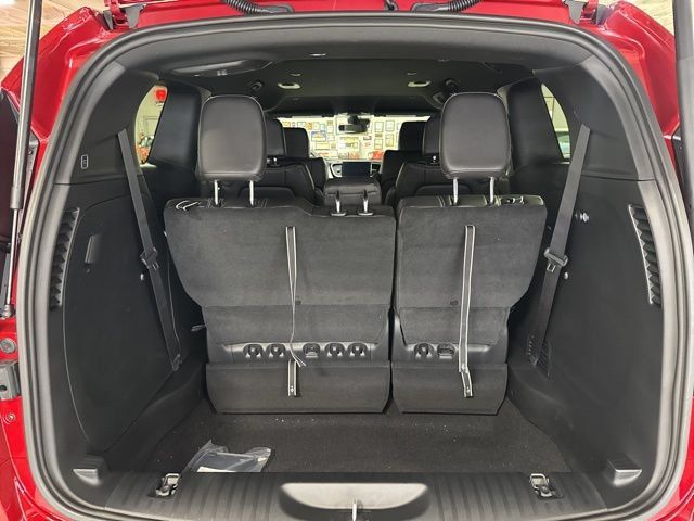 New 2026 Chrysler Pacifica Select AWD/4WD image 35