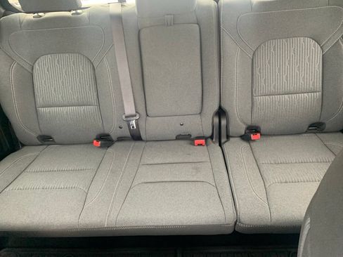 Used 2022 RAM 1500 Big Horn AWD/4WD image 29