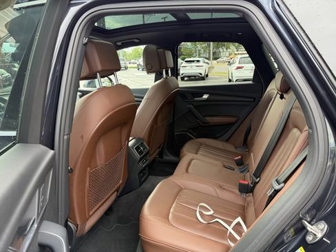 Used 2019 Audi Q5 2.0T Premium Plus w/ Premium Plus Package AWD/4WD image 4