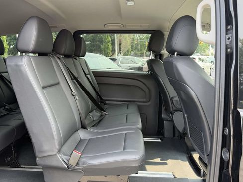 Used 2023 Mercedes-Benz Metris Passenger image 12