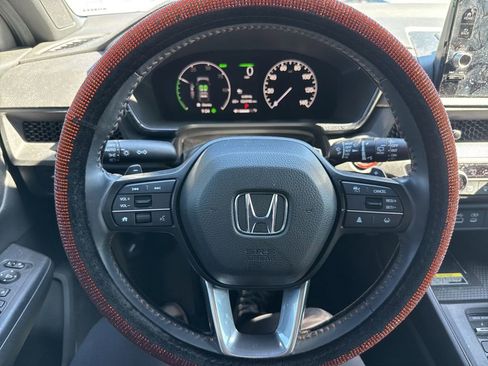 Used 2025 Honda CR-V Sport-L image 4