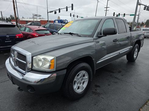 Used 2005 Dodge Dakota SLT image 21