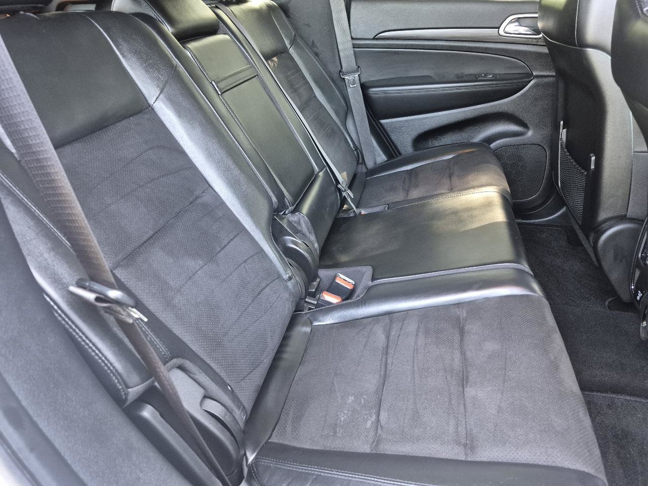 Used 2022 Jeep Grand Cherokee Laredo X RWD image 18