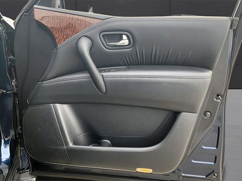 Used 2019 Nissan Armada Platinum w/ Captain's Chairs Package image 15