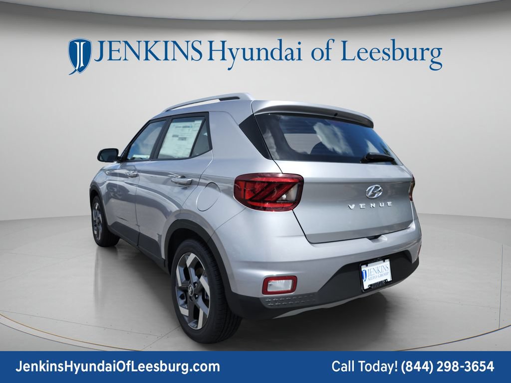 New 2026 Hyundai Venue SEL FWD image 7