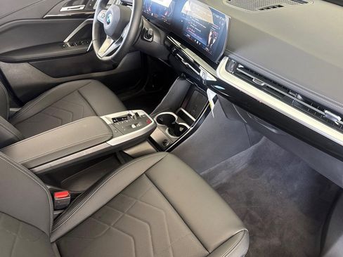 Used 2025 BMW X1 xDrive28i w/ Premium Package AWD/4WD image 31