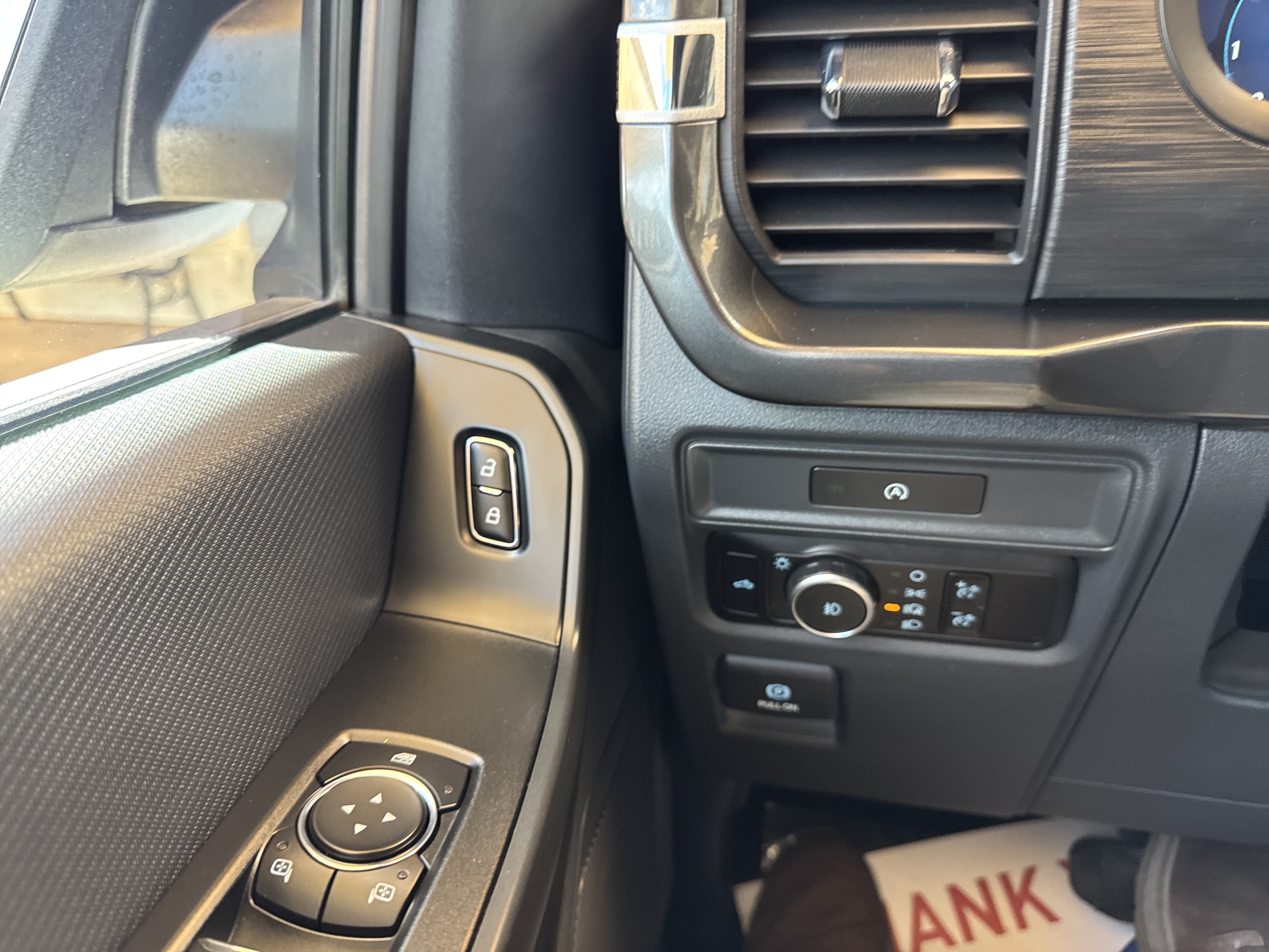 Used 2025 Ford F150 STX w/ Equipment Group 200A RWD image 33