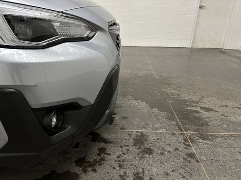 Used 2023 Subaru Crosstrek 2.5i Limited w/ Moonroof Package image 2