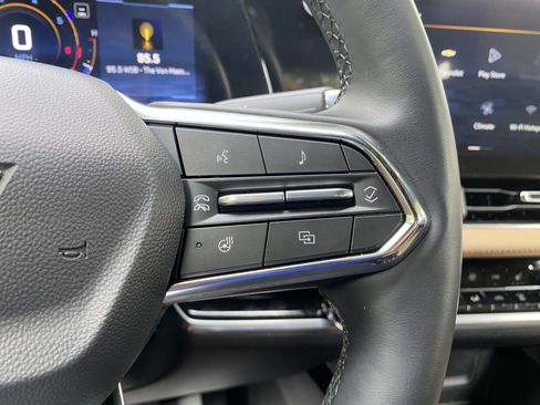 Used 2026 Chevrolet Equinox ACTIV w/ Safety and Technology Package FWD image 20