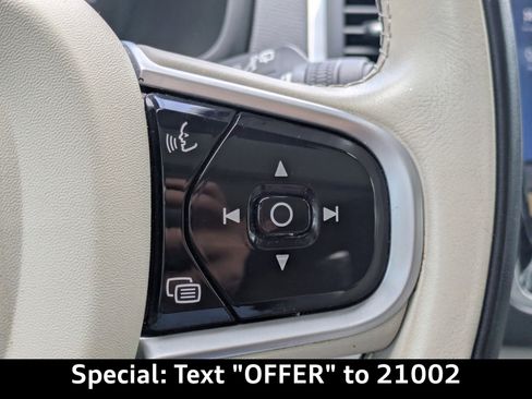 Used 2019 Volvo XC90 T5 Momentum w/ Protection Package Premier image 29