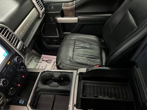 Used 2017 Ford F350 Lariat w/ Chrome Package AWD/4WD image 39