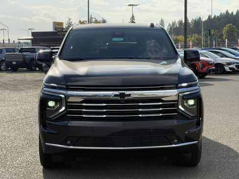 New 2026 Chevrolet Suburban LT w/ Comfort Package image 8