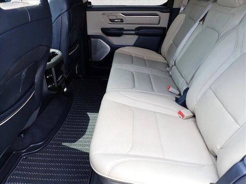 Used 2019 RAM 1500 Limited AWD/4WD image 10