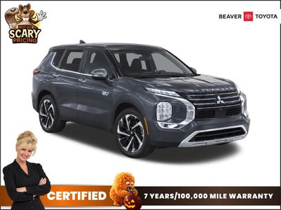 Used 2025 Mitsubishi Outlander SE