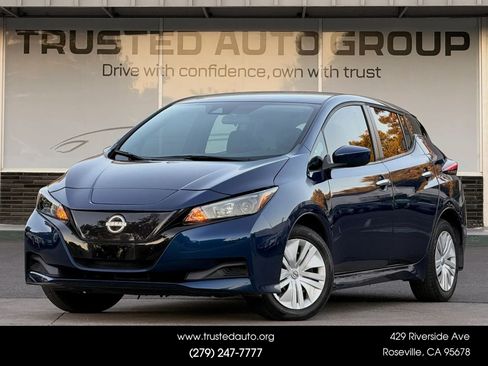 Used 2023 Nissan Leaf S FWD image 1