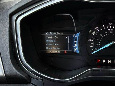 Used 2018 Ford Fusion SE w/ Equipment Group 602A FWD image 28
