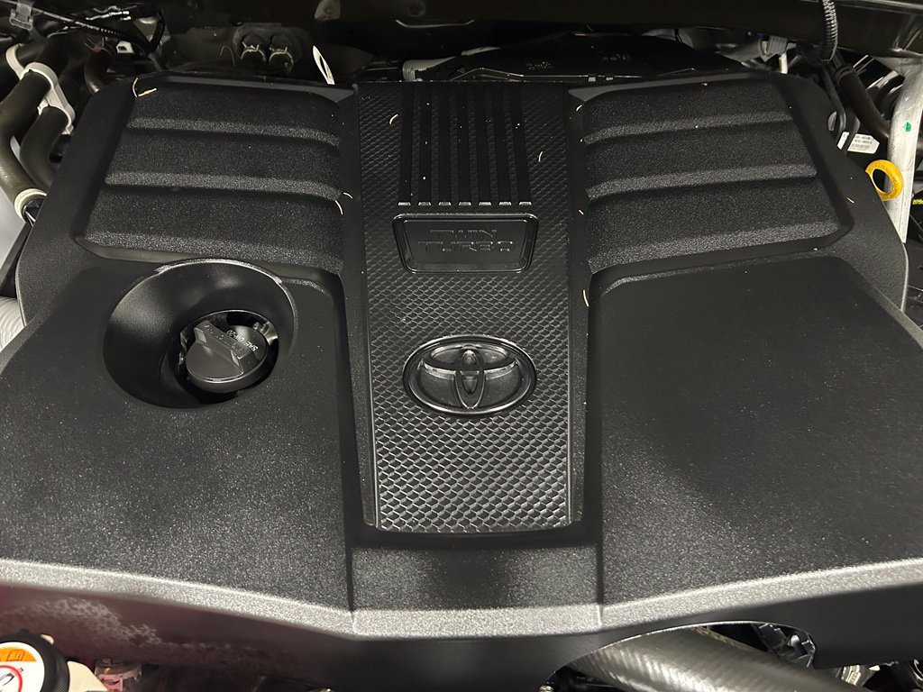 Used 2024 Toyota Tundra SR AWD/4WD image 10