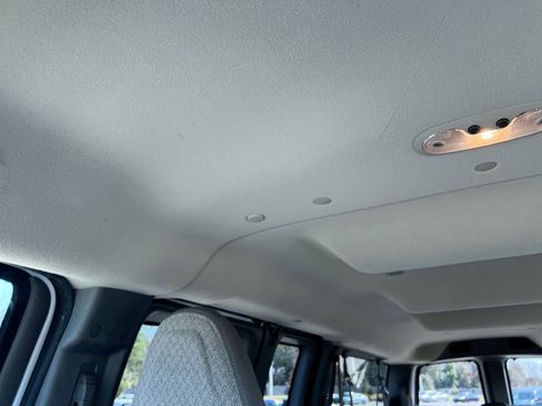 Used 2018 Chevrolet Express 3500 LT w/ LT Preferred Equipment Group image 19