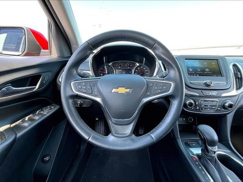 Used 2023 Chevrolet Equinox LT image 17