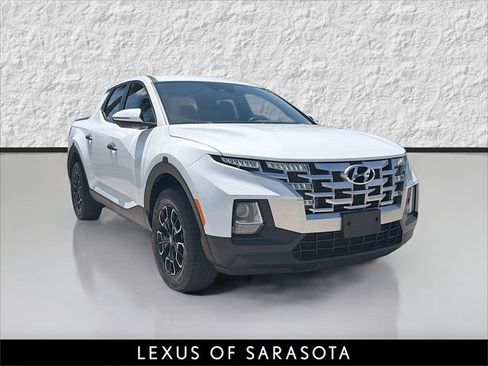 Used 2022 Hyundai Santa Cruz SEL AWD/4WD image 1