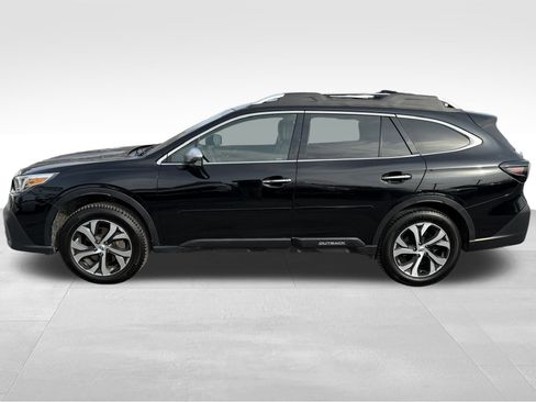 Used 2021 Subaru Outback Touring XT image 10