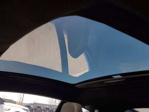 Used 2016 Jaguar F-TYPE Coupe image 10