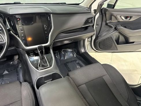 Used 2022 Subaru Outback Premium AWD/4WD image 21