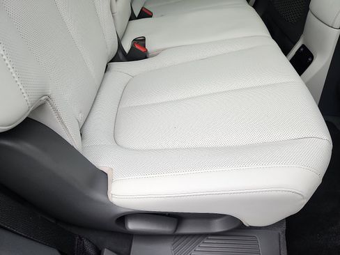 Used 2022 Hyundai Ioniq 5 Limited image 28