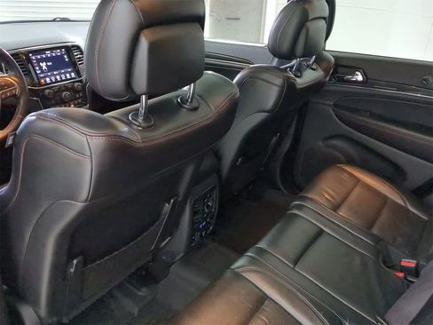 Used 2020 Jeep Grand Cherokee Trailhawk w/ Trailhawk Luxury Group image 17