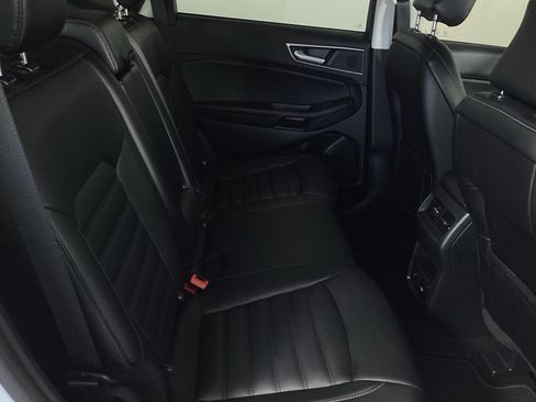 Certified 2024 Ford Edge SEL w/ Convenience Package AWD/4WD image 12