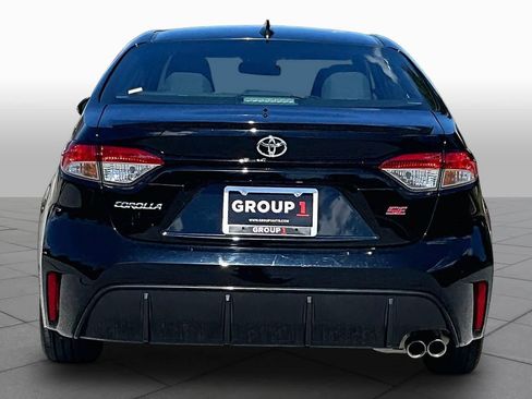 Used 2023 Toyota Corolla SE w/ SE Premium Package FWD image 5