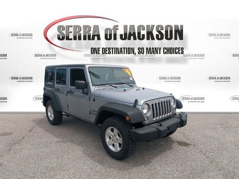 Used 2016 Jeep Wrangler Unlimited Sport w/ Quick Order Package 24S AWD/4WD image 2