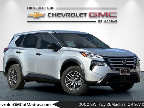 Used 2024 Nissan Rogue S image 1