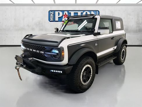 Certified 2021 Ford Bronco Outer Banks w/ Sasquatch Package image 3