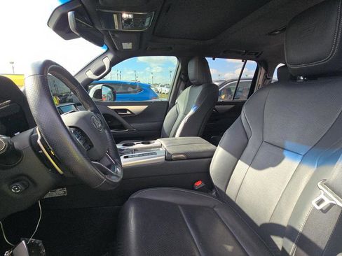 Used 2024 Lexus LX 600 F Sport image 3