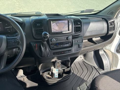 Used 2023 RAM ProMaster 2500 FWD image 28
