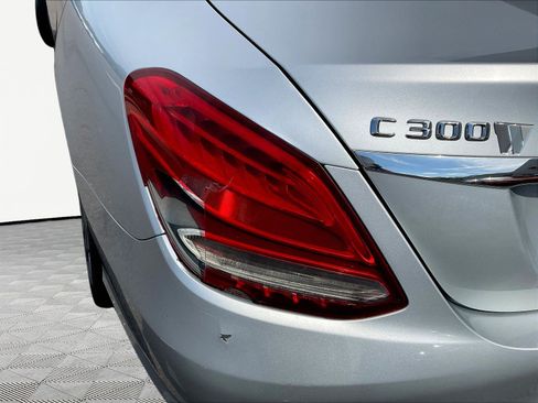 Used 2016 Mercedes-Benz C 300 Sedan image 23