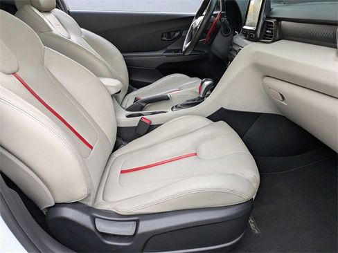 Used 2020 Hyundai Veloster Turbo Ultimate image 29