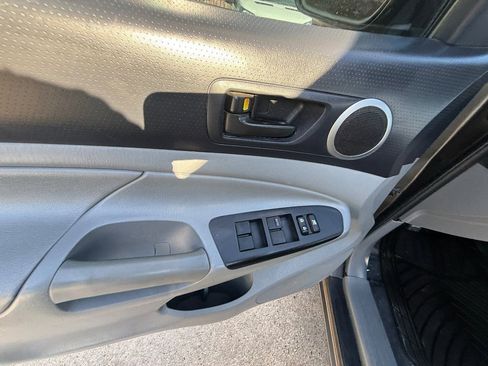 Used 2013 Toyota Tacoma PreRunner w/ SR5 Pkg image 20