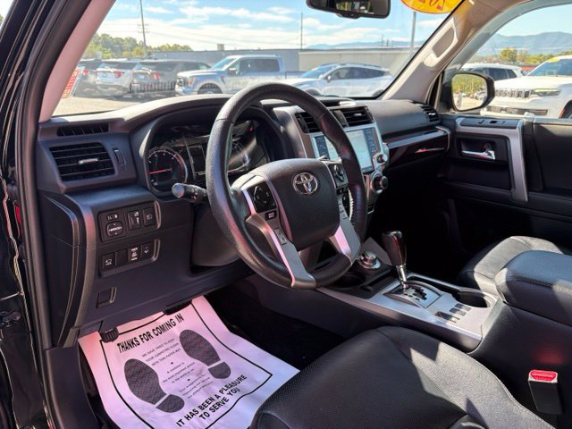Used 2023 Toyota 4Runner Limited AWD/4WD image 3