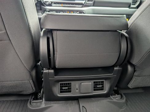 New 2026 Chevrolet Silverado 2500 LT w/ Texas Edition AWD/4WD image 6